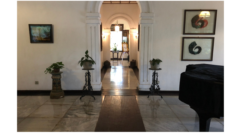 bali-white-marble-floor-mesastile-hotel-resort-magelang (2)
