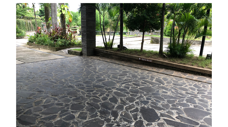 black-slate-pavers-bukit-daun-hotel-resort-kediri (2)