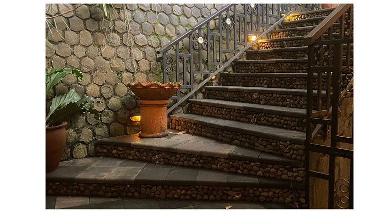 candi-lava-stone-stairs-at-mesastila-spa-resort-magelang (2)